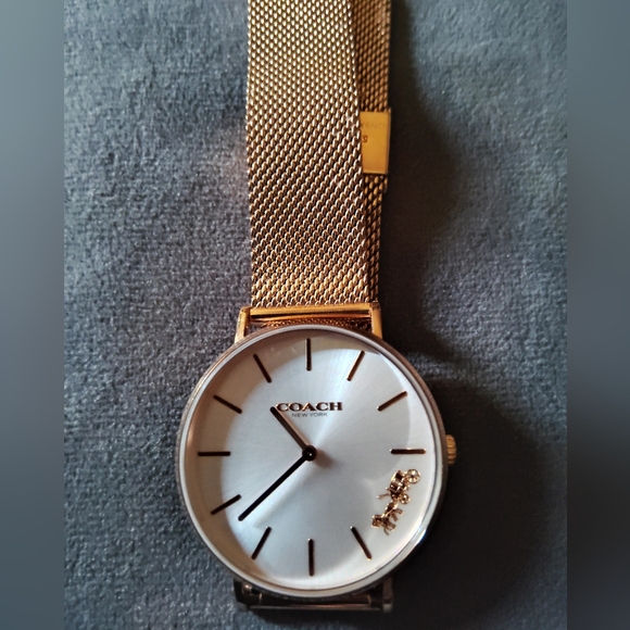 Coach watch - Picture 4 of 4